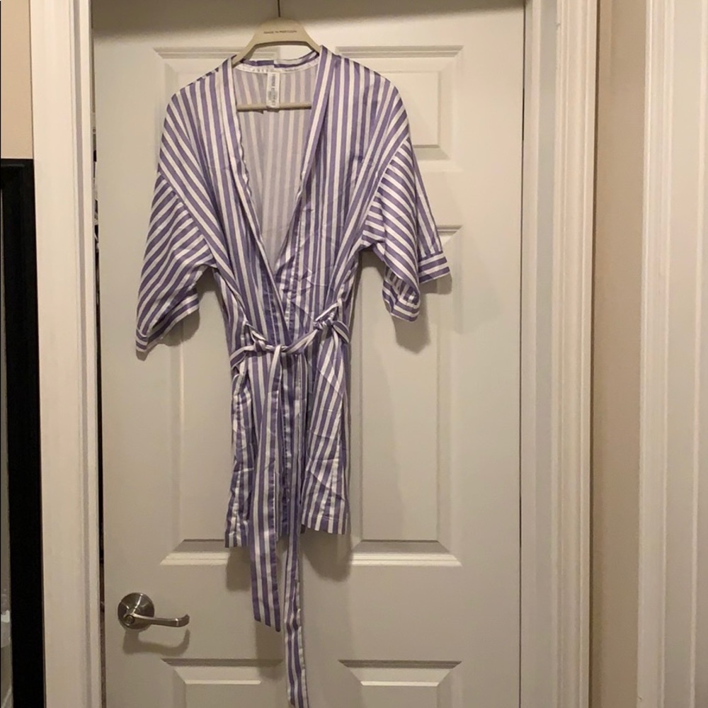 Forever 21 Robe